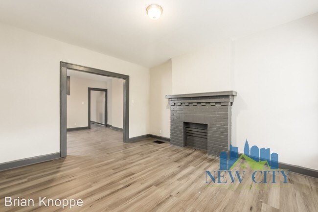 Building Photo - 827-829 Gibbard Ave