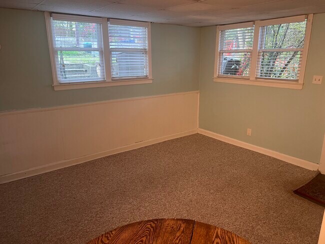 Sala de estar - 1377 Scott Blvd