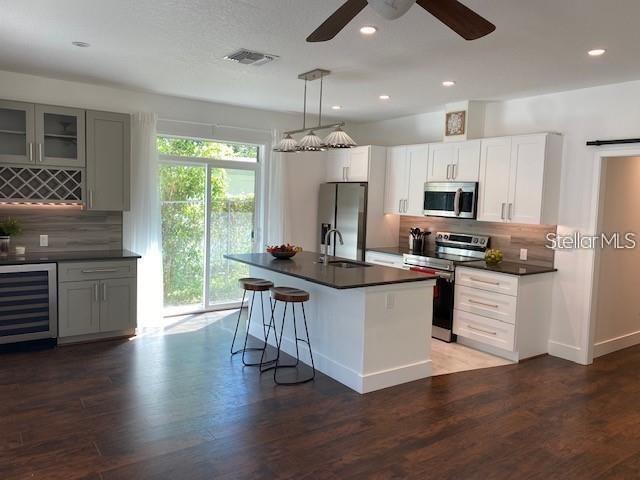 Foto del edificio - 2428 Lotafun Ave