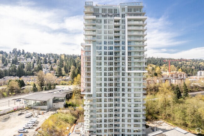 Construction Photo 4/22 - the Grande East Tower