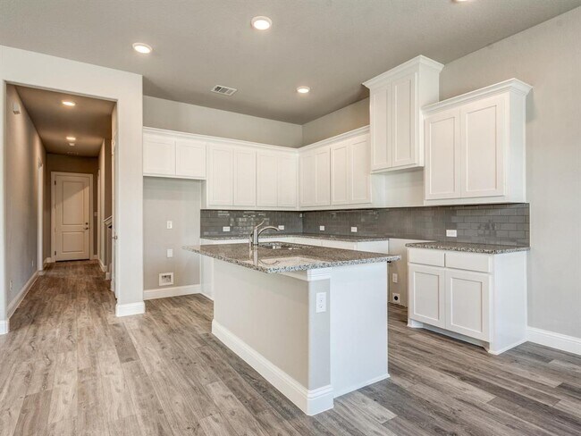 Building Photo - 6572 Iron Horse Blvd