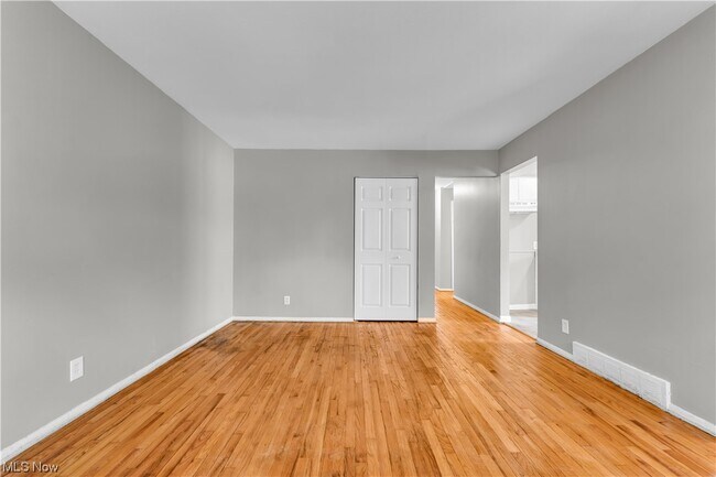 Building Photo - 5601 Lafayette Ave