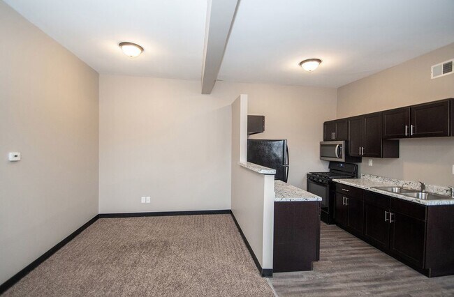 Foto del edificio - 2060 N Delaware St