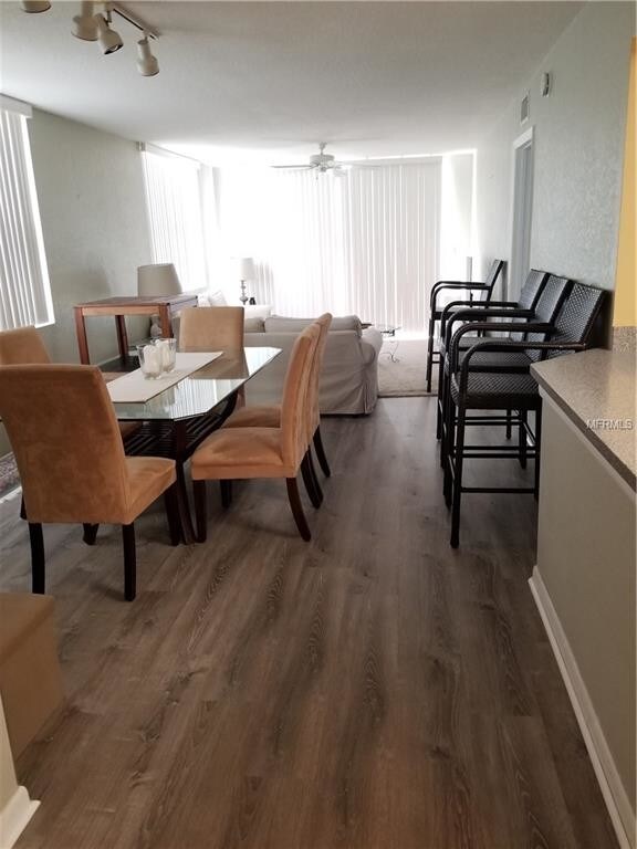 Foto del edificio - 6083 Bahia Del Mar Cir