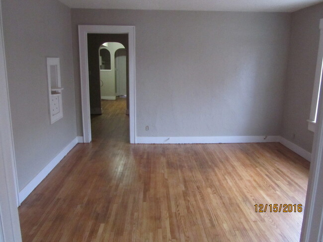 Foto del edificio - Nice Duplex for Rent close to Midtown - Pl...