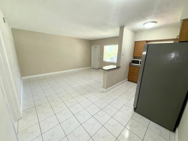 Foto del edificio - 2121 N Ocean Blvd