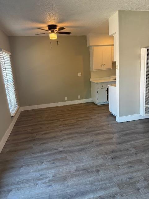 Interior Photo - 10560 Haddon Ave