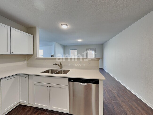Foto del edificio - 14454 Banister Dr