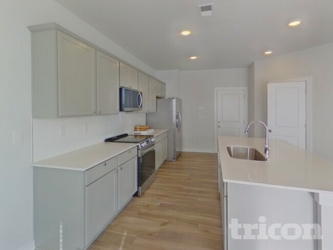 Foto del edificio - 521 Mountain Vw Dr