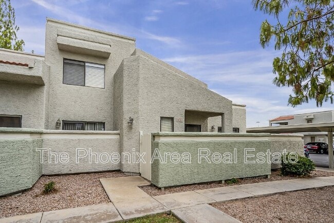 Building Photo - 850 S River Dr
