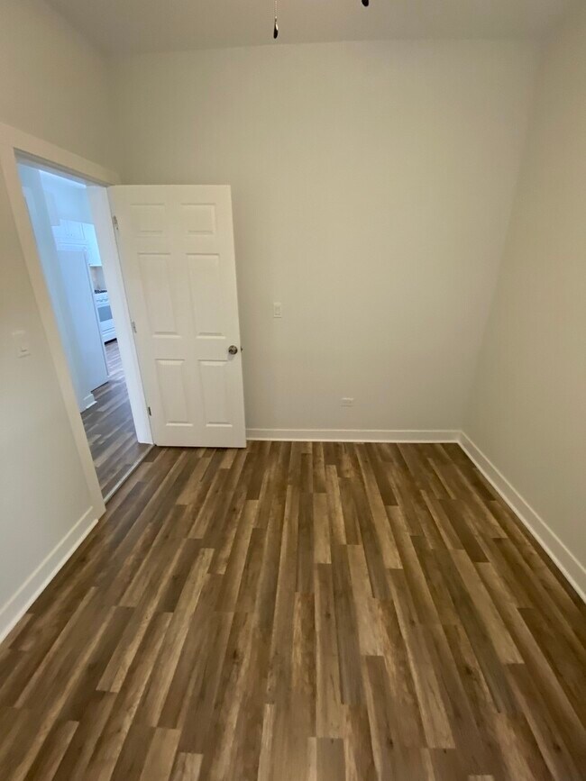 Foto del edificio - 6624 S Rhodes Ave