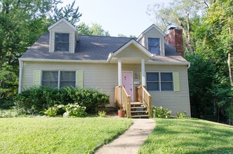 Building Photo - 1209 E Hunter Ave