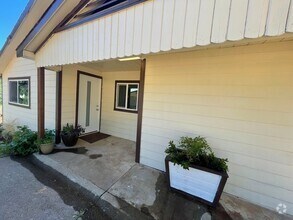 Building Photo - 4666 Olive Hwy