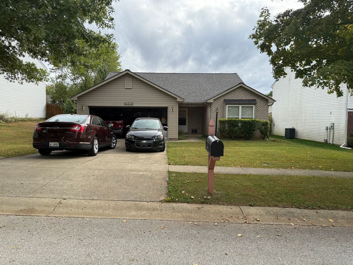 Primary Photo - Beautiful 3-Bedroom Home for Rent in Bloom...