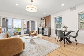 Building Photo - 53 Thomas Park