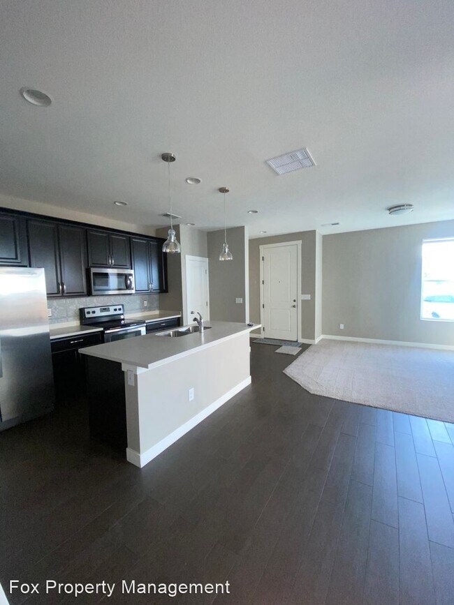 Building Photo - 3 br, 2.5 bath House - 16435 Alcott Place