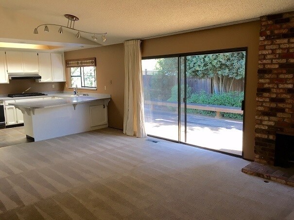 Building Photo - Single Level Four Bedroom Browns Valley Home