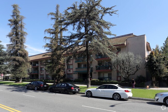 Bristol Apartment Apartments Los Angeles Ca Building Photo Bristol Apartment