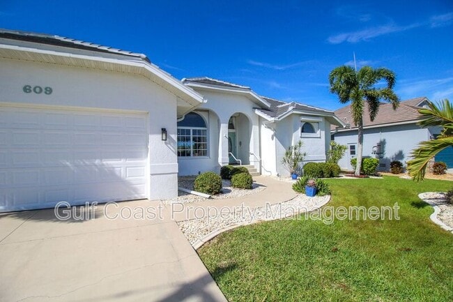 Foto del edificio - 609 Macedonia Dr