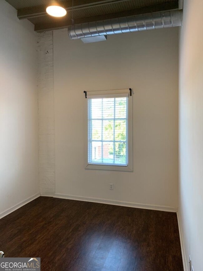 Foto del edificio - 269 N Hull St