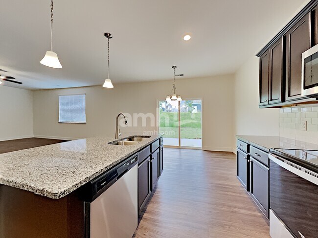 Foto del edificio - 4300 Spregan Way