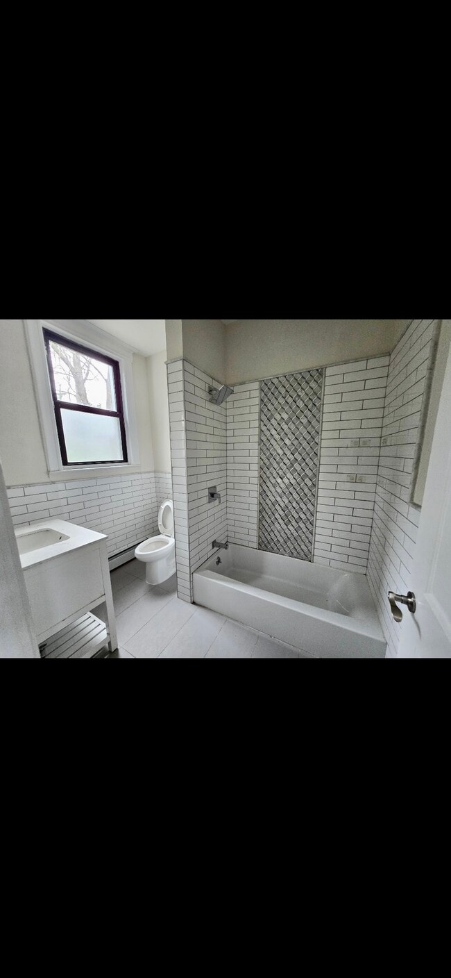 Building Photo - 228 Saint Marks Pl