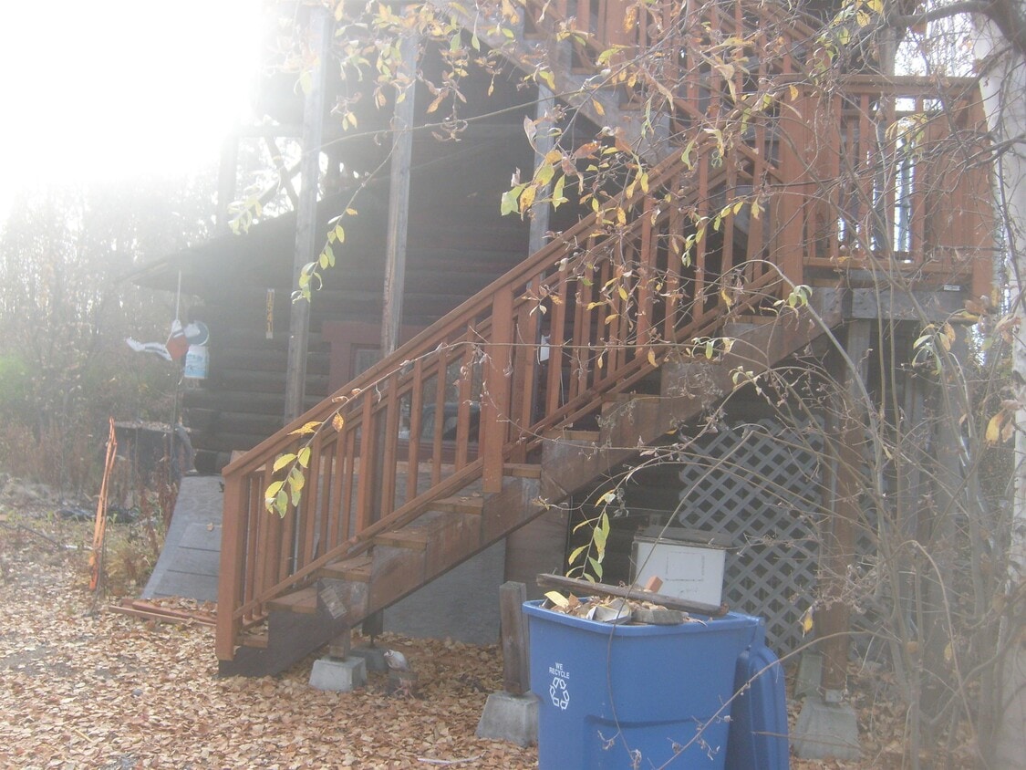 Primary Photo - 1541 Peggy St