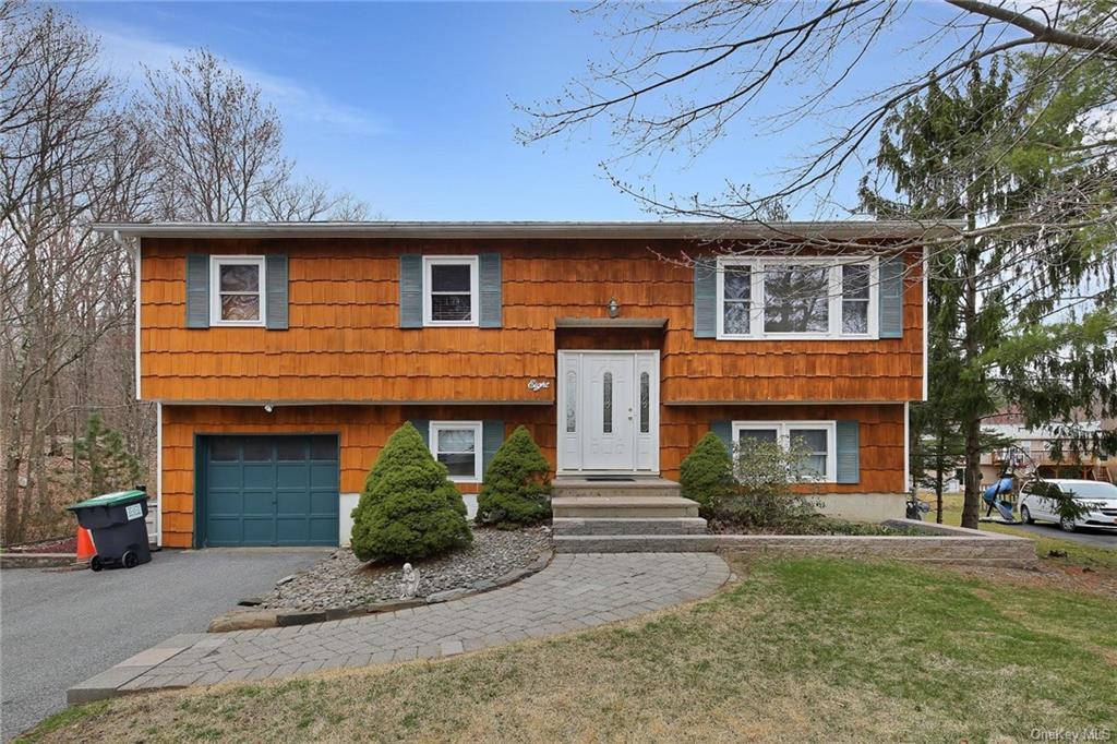 8 Fillmore Ct, Woodbury, NY 10930 House Rental in Woodbury, NY