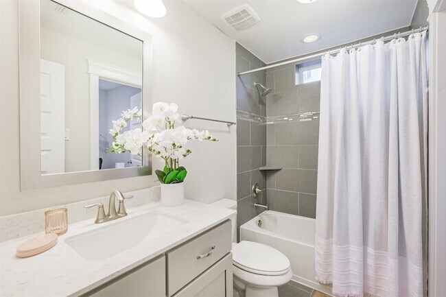 Foto del edificio - 809 Leavenworth Ave