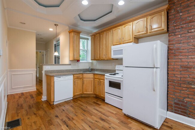 Foto del edificio - 4 br, 2 bath House - 1639 EDGLEY ST Unit 2
