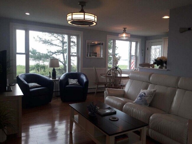 Living Room - 15 Boardwalk Dr