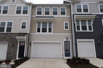 Building Photo - 9709 BUCKTHORN Ter