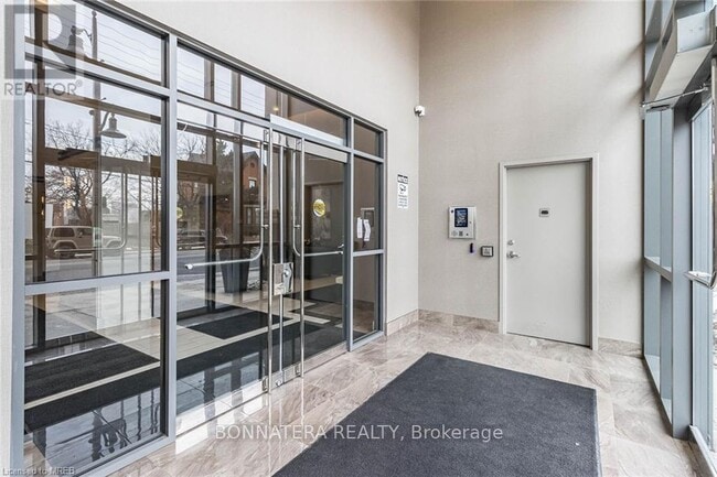 Building Photo - 2486 Old Bronte Rd