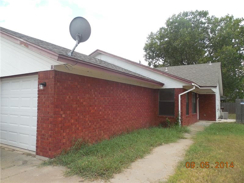 Primary Photo - 4204 Shawn Dr
