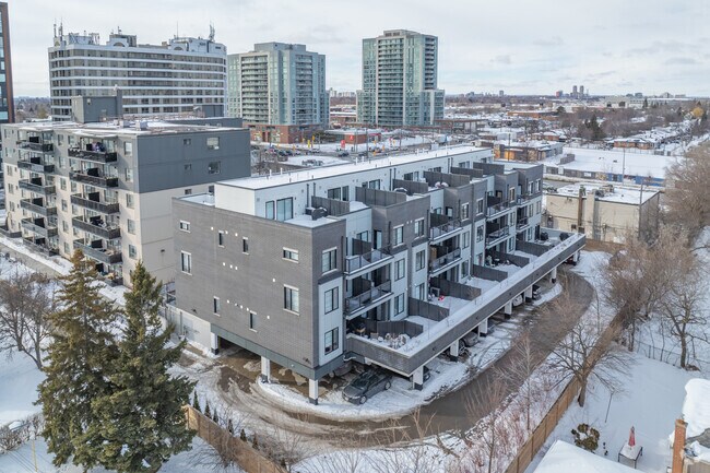 Photo du bâtiment - 1265 Birchmount Road