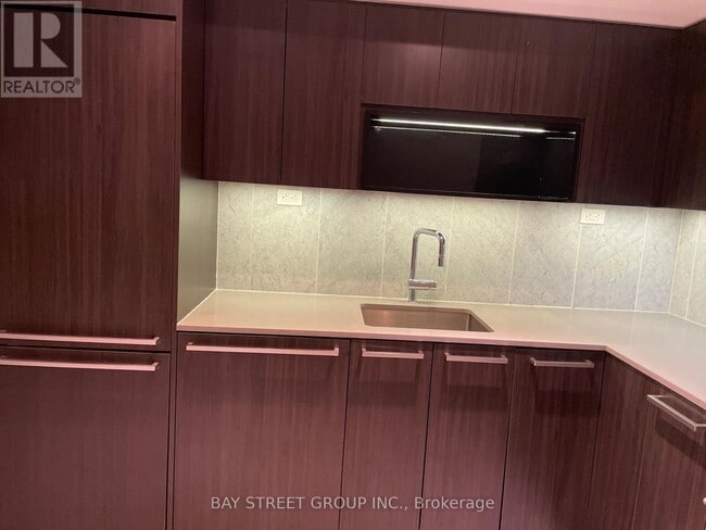 Building Photo - 70 Queens Wharf Rd