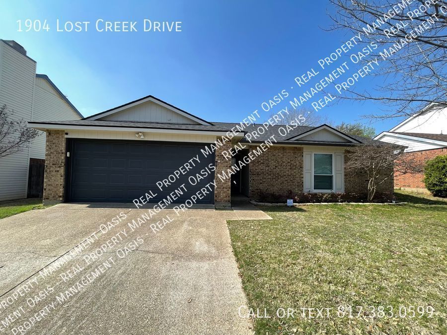 Primary Photo - Relocation Ready: Fully Furnished Sanctuar...
