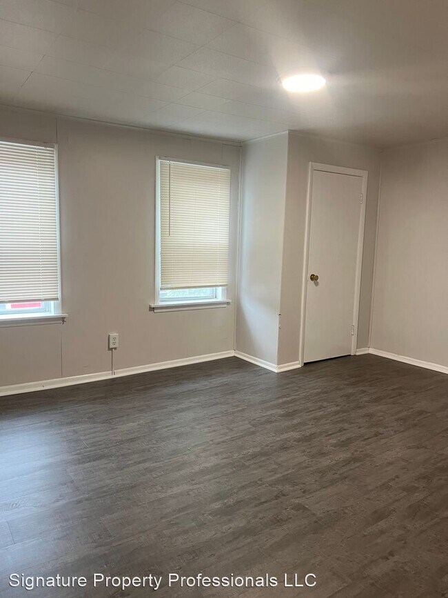 Building Photo - 3 br, 1 bath House - 611 St Joseph Street