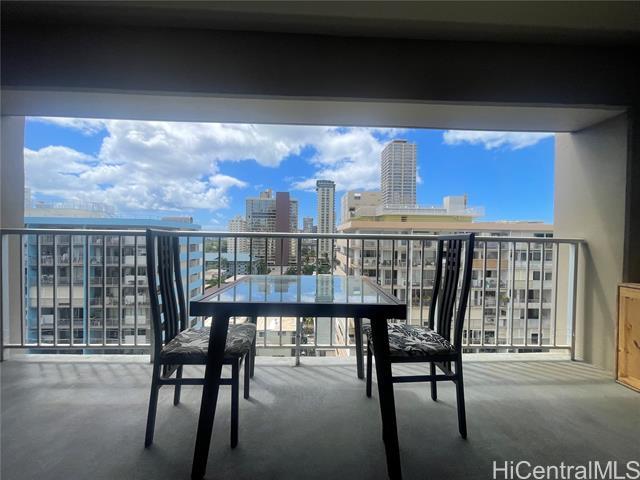 Foto principal - 430 Keoniana St