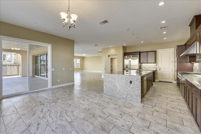 Foto del edificio - 4489 Snowberry Ct