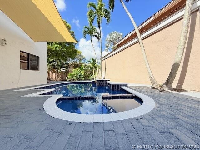 Foto del edificio - 10661 NW 17th Pl