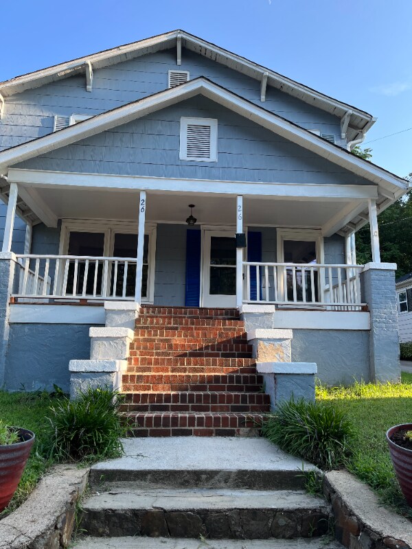 Foto principal - 26 W Sprague St