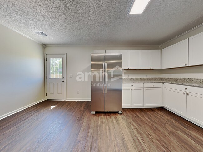 Building Photo - 3015 Loxley Lane