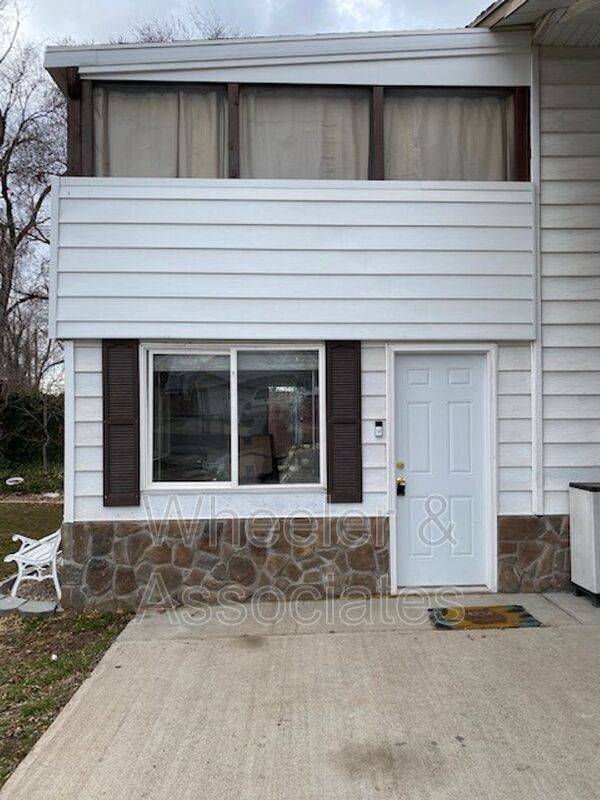 792 E 450 S Unit 2, Clearfield, UT 84015 Condo for Rent in Clearfield, UT