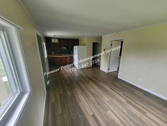 Building Photo - 129 Kennard Rd