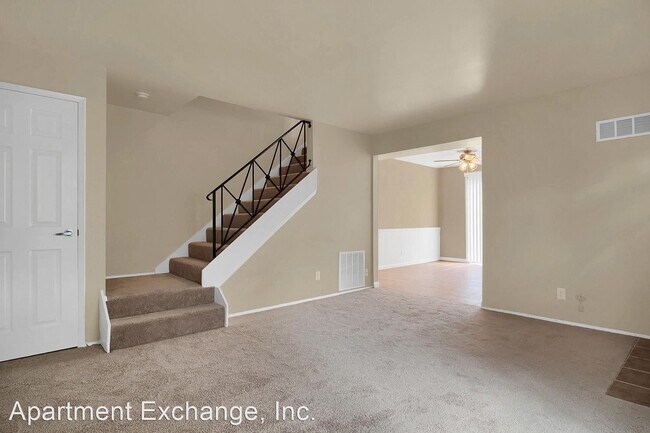 Foto del edificio - 1090-1108 N Hanley Rd