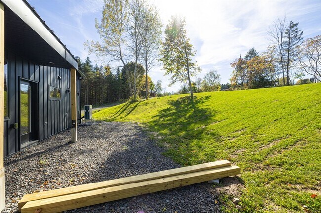 Foto del edificio - 2989 Ryder Rd