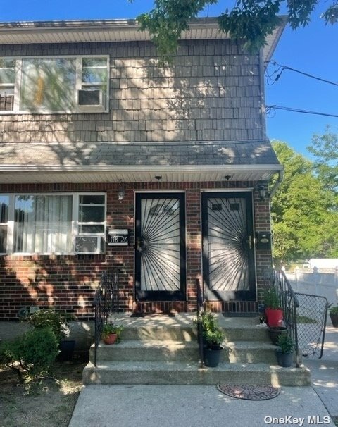 Primary Photo - 118-26 Long St