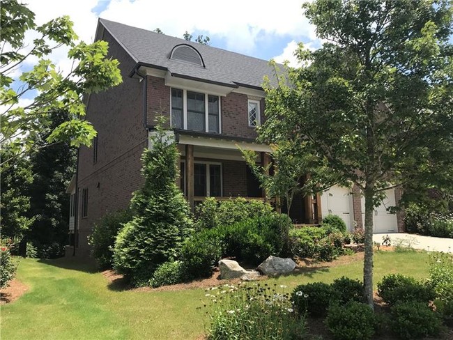 Building Photo - 3489 Brookleigh Ln NE
