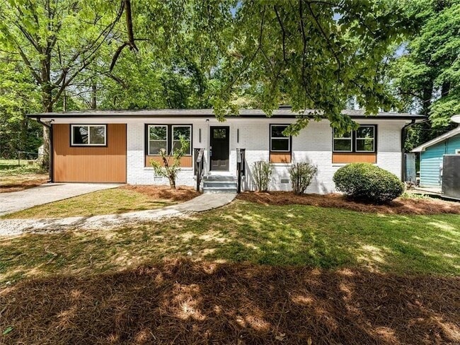 Photo - 454 Oak Dr SE House